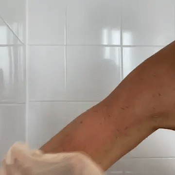 Gant exfoliant  en soie Mayrin